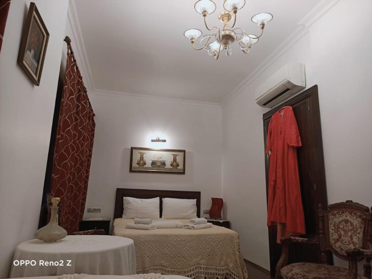 Hadrianus Pansion Hotel Анталия Екстериор снимка