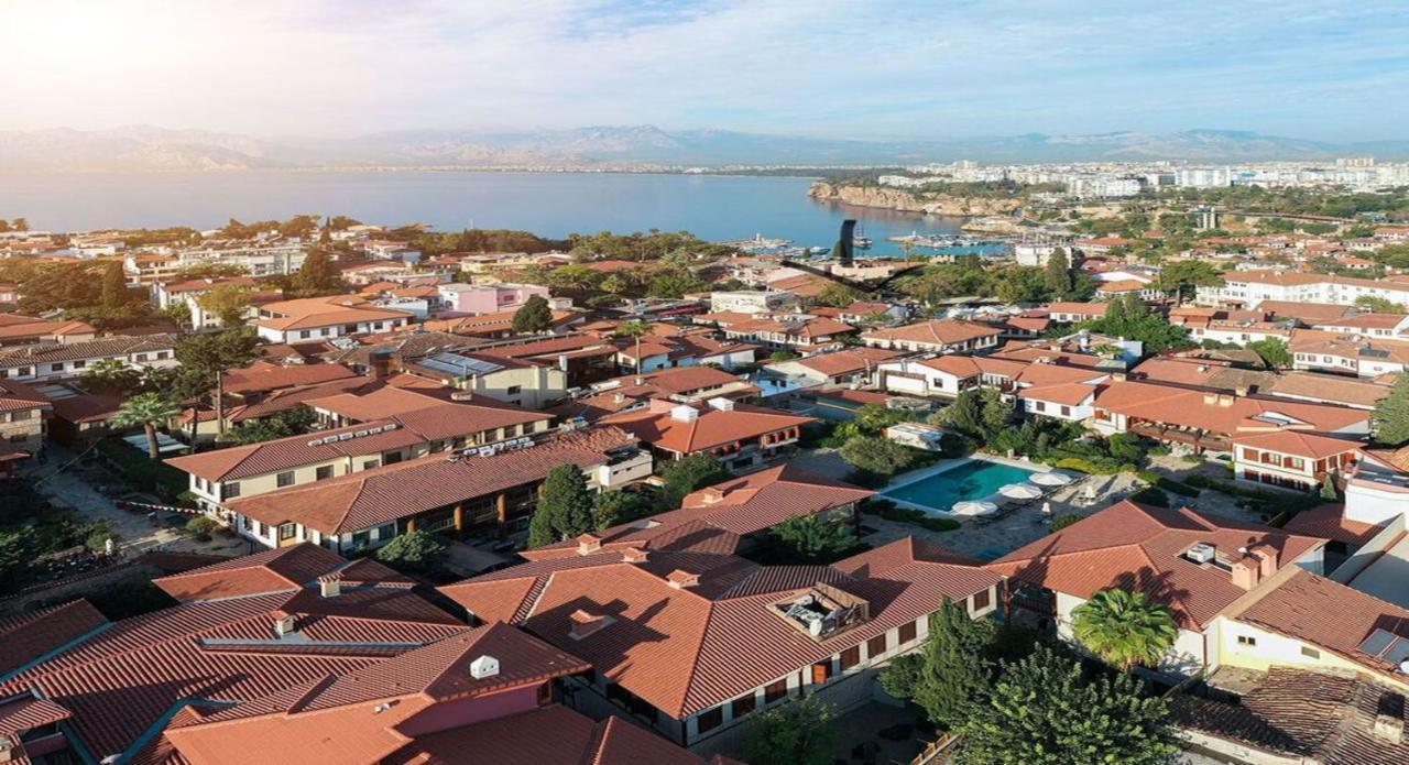 Hadrianus Pansion Hotel Анталия Екстериор снимка