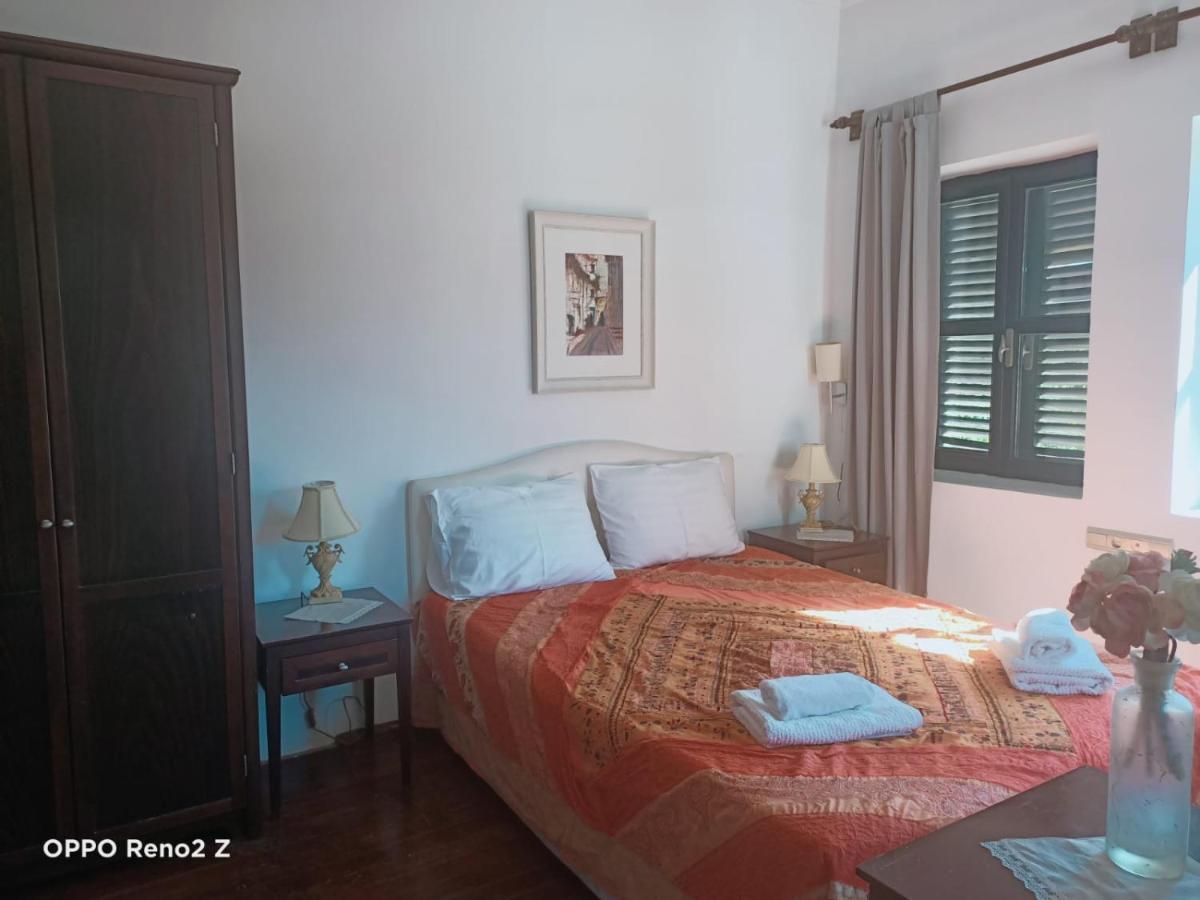 Hadrianus Pansion Hotel Анталия Екстериор снимка