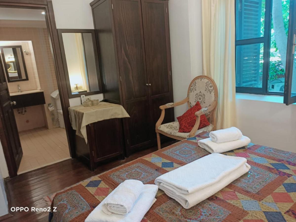 Hadrianus Pansion Hotel Анталия Екстериор снимка